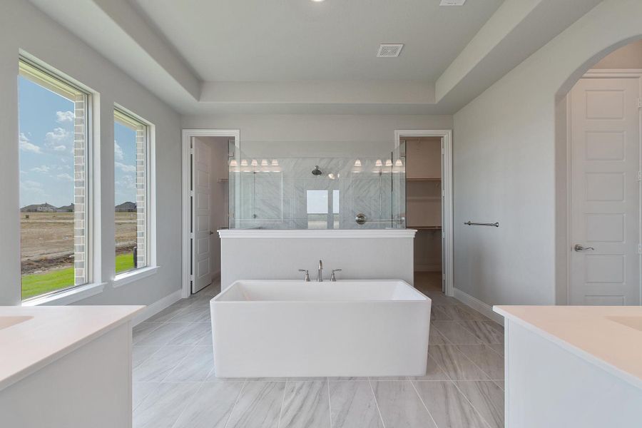 Primary Bathroom | Concept 3634 at Hidden Creek Estates in Van Alstyne, TX by Landsea Homes