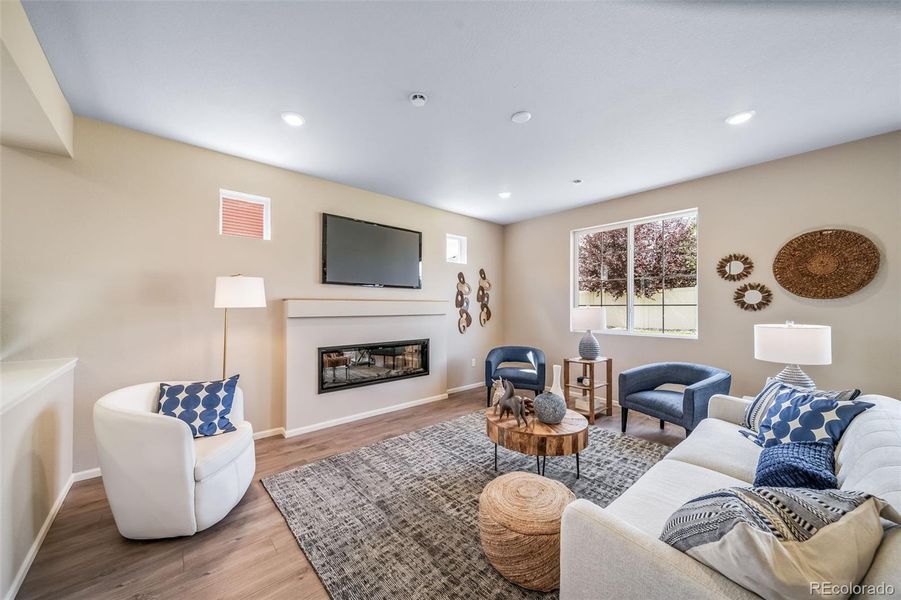 Furnished interior view inside a new home in Thompson River Ranch, Johnstown (Image 37).