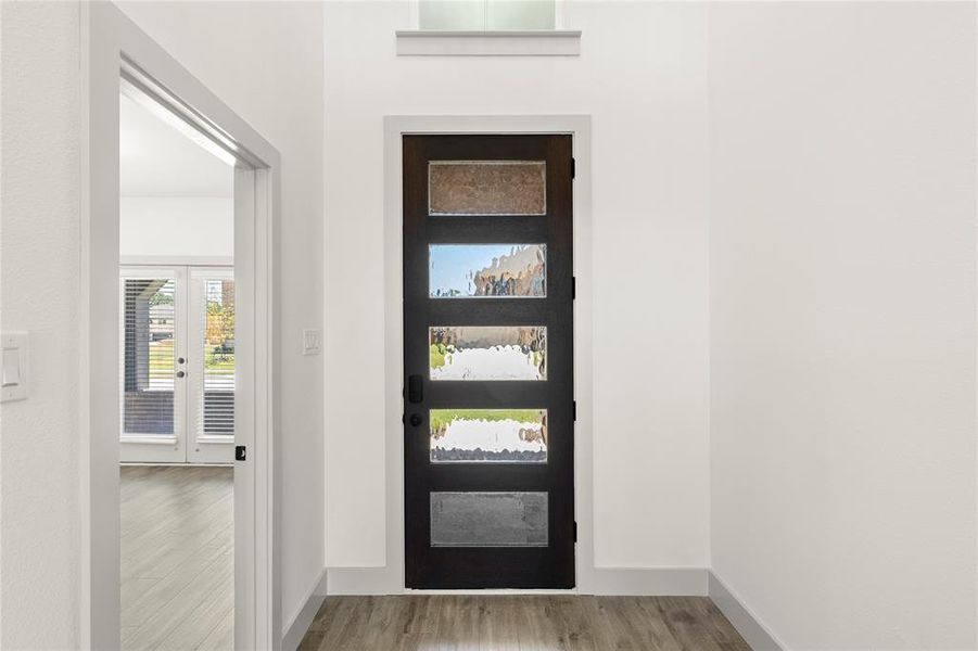 03. 544 Wickerdale - Entry