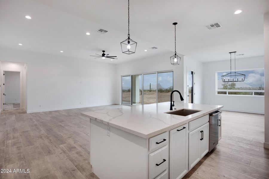 2335 W Marita St-8 2335 W Marita St-8