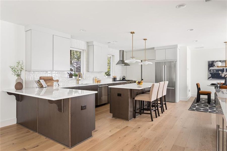 Furnished interior view inside a new home in , Atlanta (Image 10).