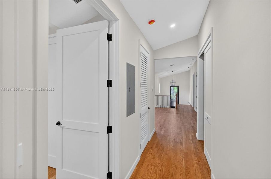 Spacious, unfurnished interior of a new home in , Miami (Image 34).