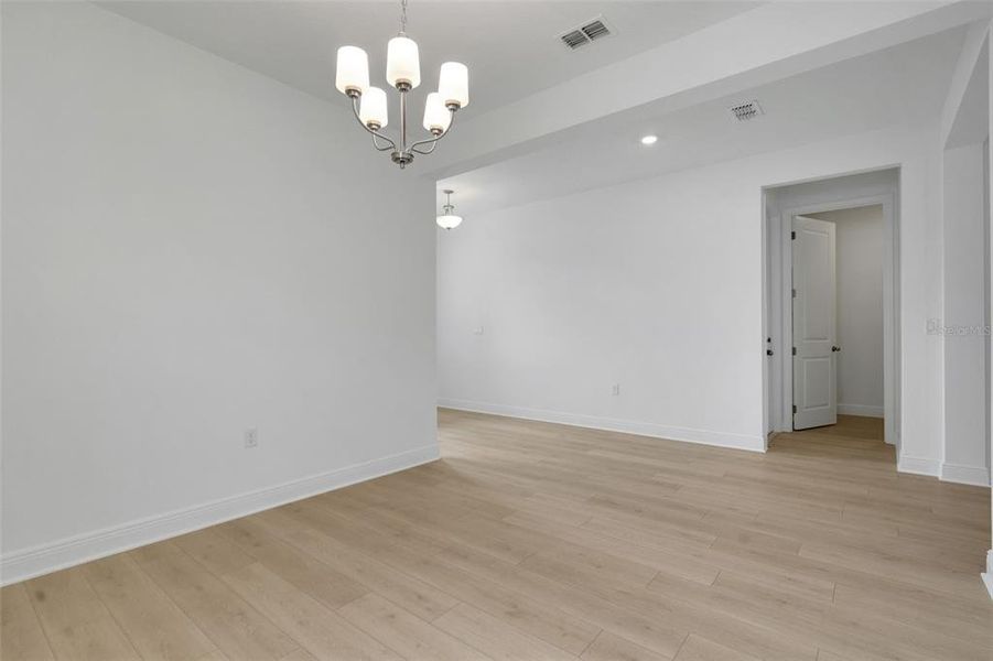 Spacious, unfurnished interior of a new home in Reserve at Hammock Oaks, Lady Lake (Image 35). Spacious, unfurnished interior of a new home in Reserve at Hammock Oaks, Lady Lake (Image 35).