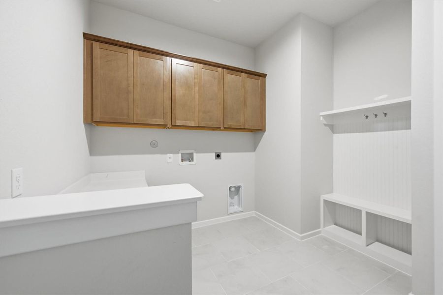 Furnished interior view inside a new home in Canterra Creek  60', Iowa Colony (Image 14).