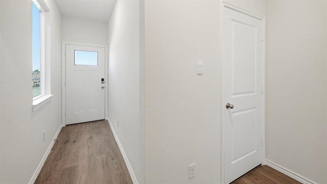 Spacious, unfurnished interior of a new home in Arbor Trails South, Princeton (Image 24).