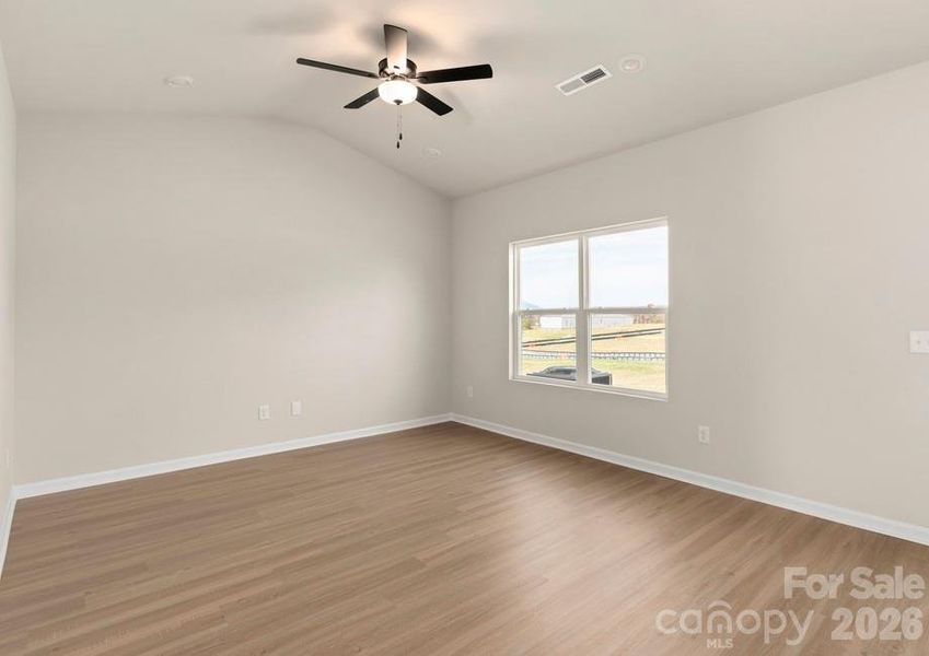 Spacious, unfurnished interior of a new home in Stagecoach Station, Gastonia (Image 6). Spacious, unfurnished interior of a new home in Stagecoach Station, Gastonia (Image 6).