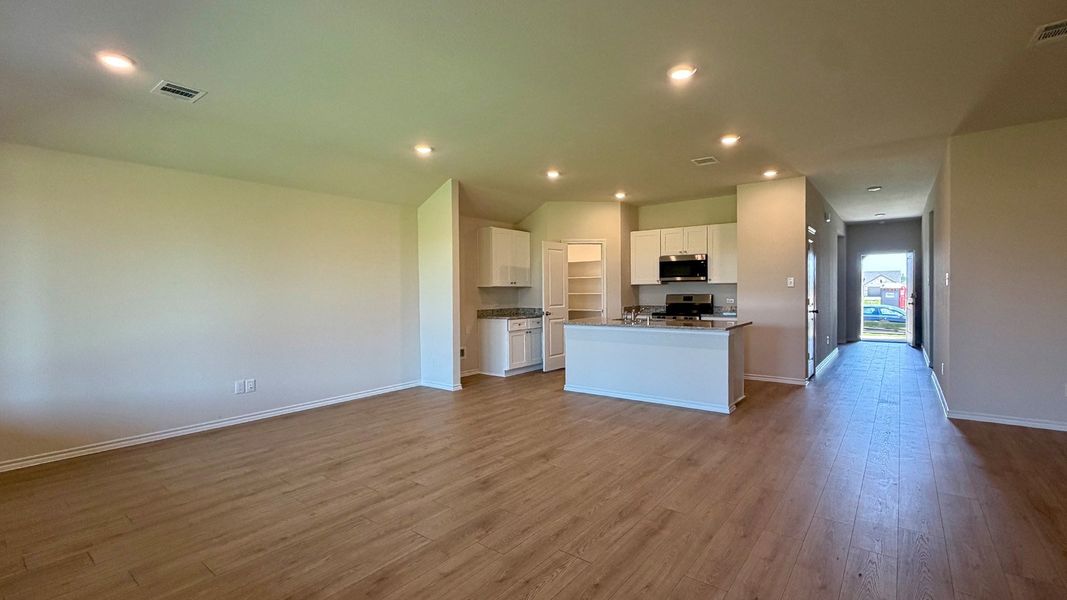 Spacious, unfurnished interior of a new home in Northspur, Terrell (Image 24). Spacious, unfurnished interior of a new home in Northspur, Terrell (Image 24).
