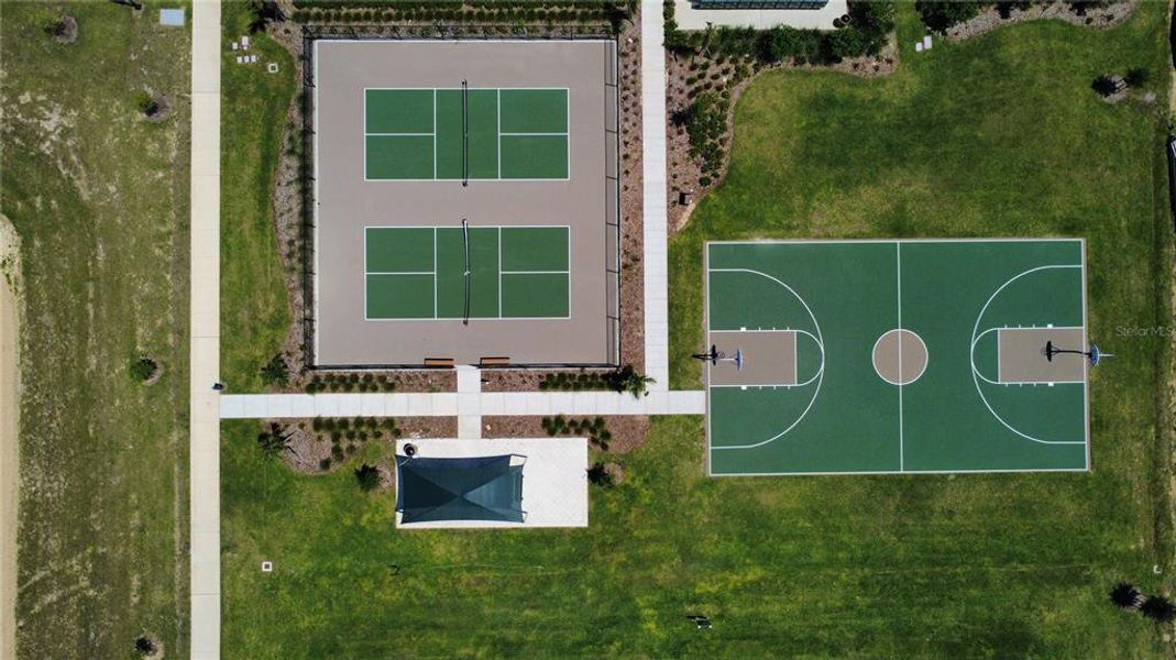 Community amenities in Hunt Club Groves, Lake Wales (Image 25).