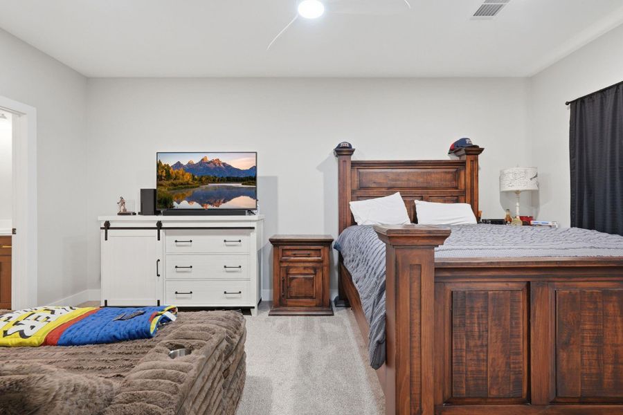 Furnished interior view inside a new home in , Conroe (Image 11). Furnished interior view inside a new home in , Conroe (Image 11).
