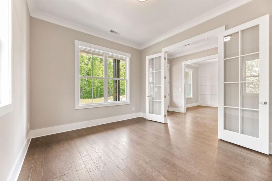 Spacious, unfurnished interior of a new home in Arden on Lanier, Cumming (Image 19). Spacious, unfurnished interior of a new home in Arden on Lanier, Cumming (Image 19).