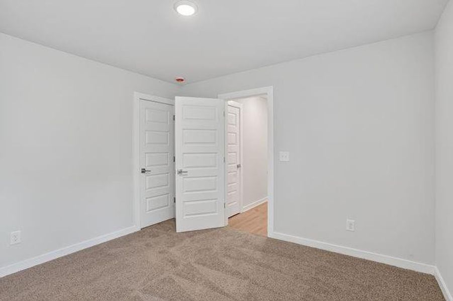 Spacious, unfurnished interior of a new home in Killian Manor at The Adares, Adairsville (Image 30).