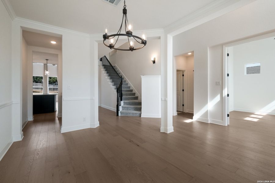 Spacious, unfurnished interior of a new home in , Boerne (Image 17).