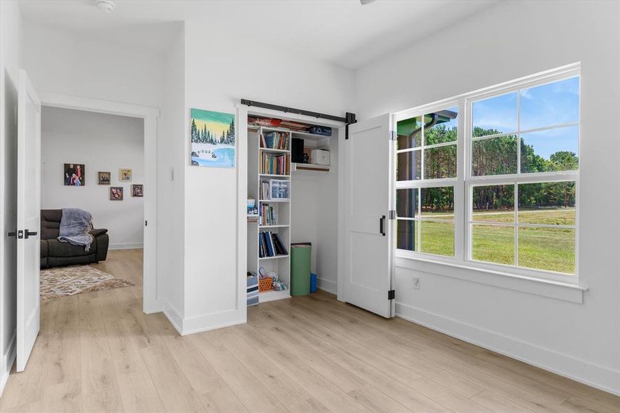 Image 34 of a home in .
