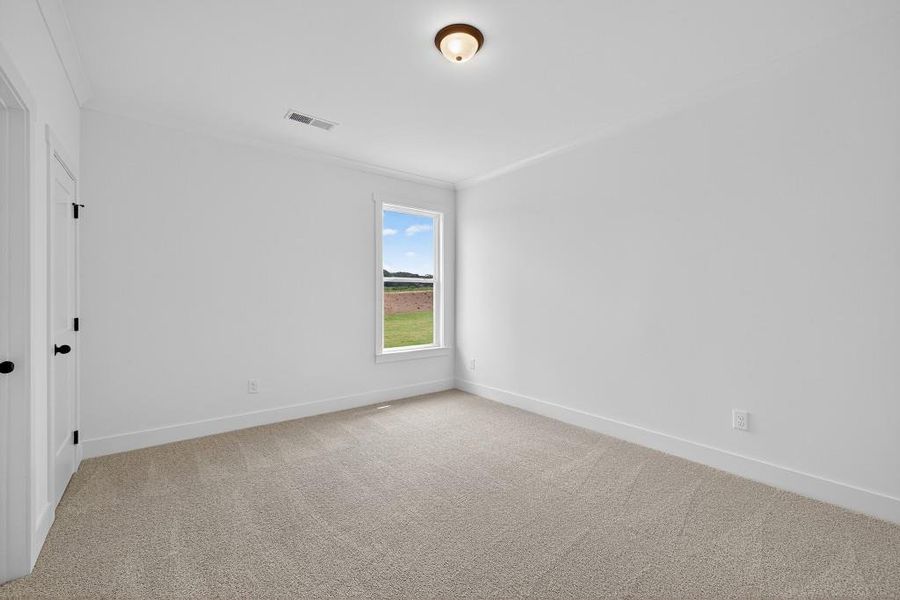 Spacious, unfurnished interior of a new home in Magnolia Ridge, Monroe (Image 29).