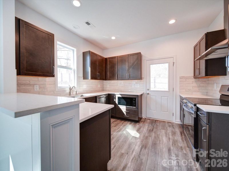 Furnished interior view inside a new home in , Gastonia (Image 16).