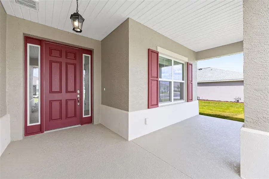 Exterior details and patio area of a home in , Ocala (Image 25).