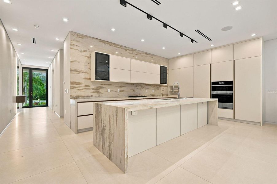 8-web-or-mls-1015-ne-3rd-st