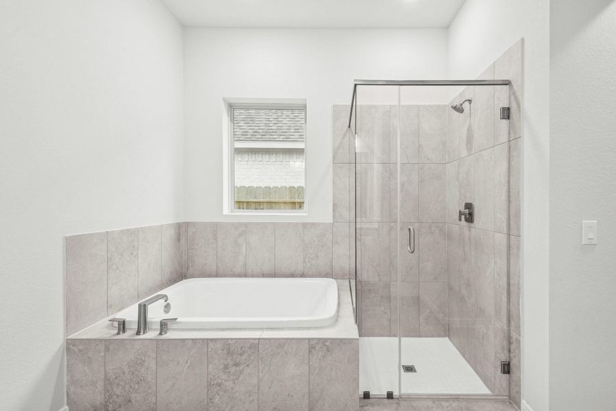 Furnished interior view inside a new home in Escondido 45’ Homesites, Magnolia (Image 9).