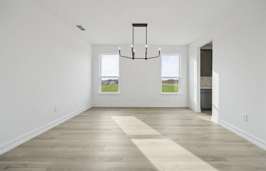 Spacious, unfurnished interior of a new home in Wellington, Fort Worth (Image 17).