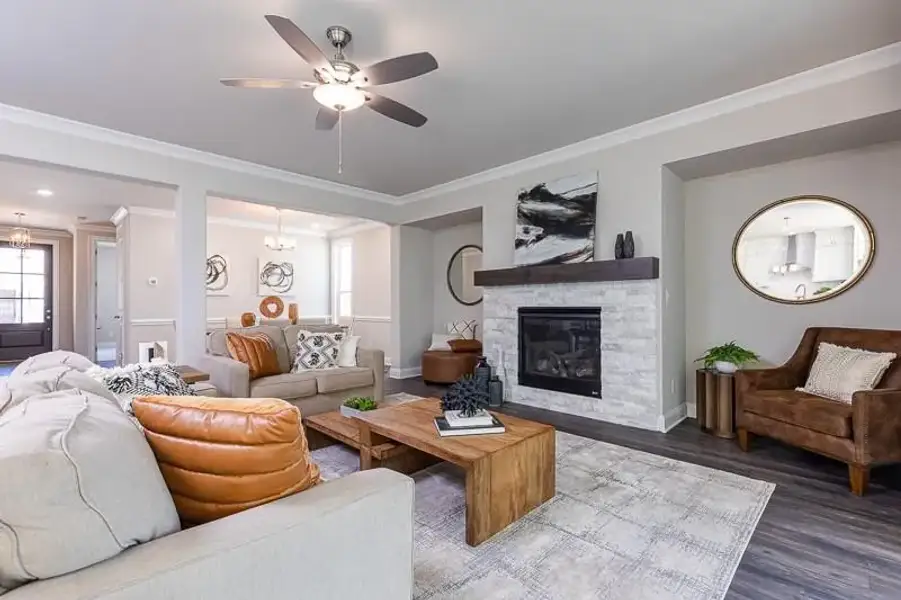 Furnished interior view inside a new home in Aberdeen, Hoschton (Image 37).