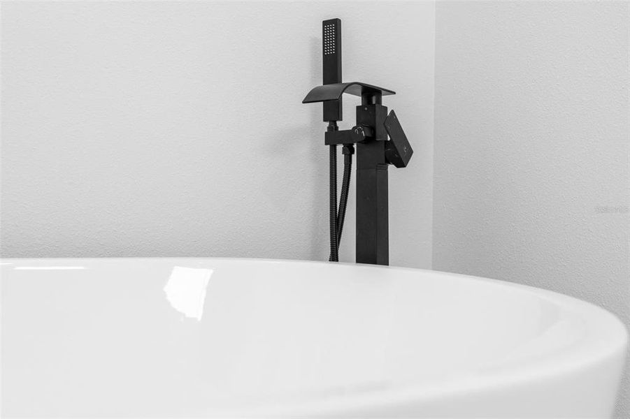 Close-up of interior finishes inside a home in , Ocala (Image 19). Close-up of interior finishes inside a home in , Ocala (Image 19).