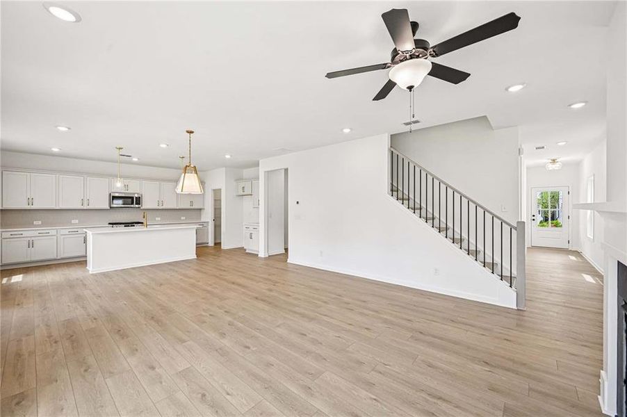 Spacious, unfurnished interior of a new home in Langston Reserve, Cartersville (Image 11).