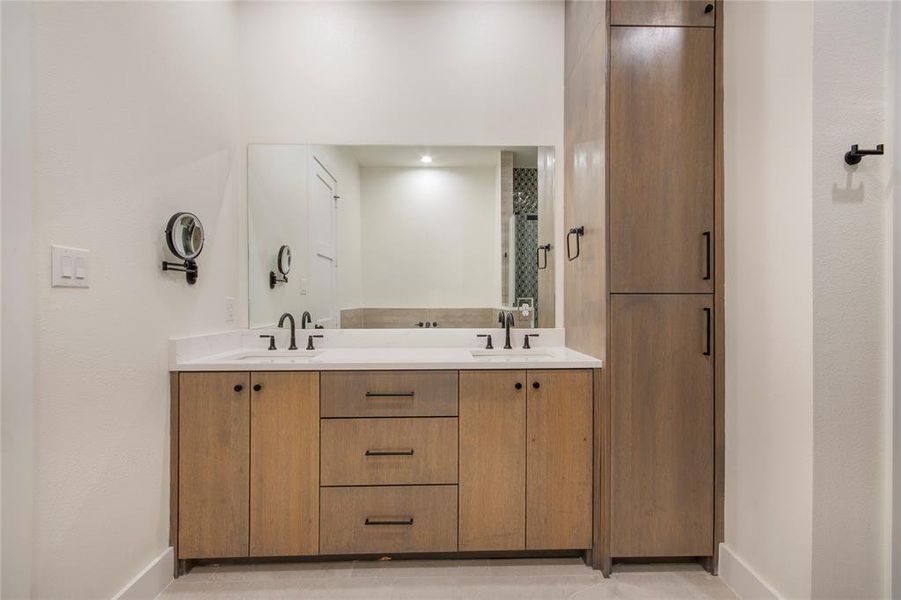 Furnished interior view inside a new home in , Heath (Image 5).