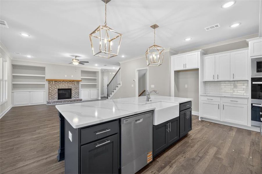 Furnished interior view inside a new home in , Gainesville (Image 44).