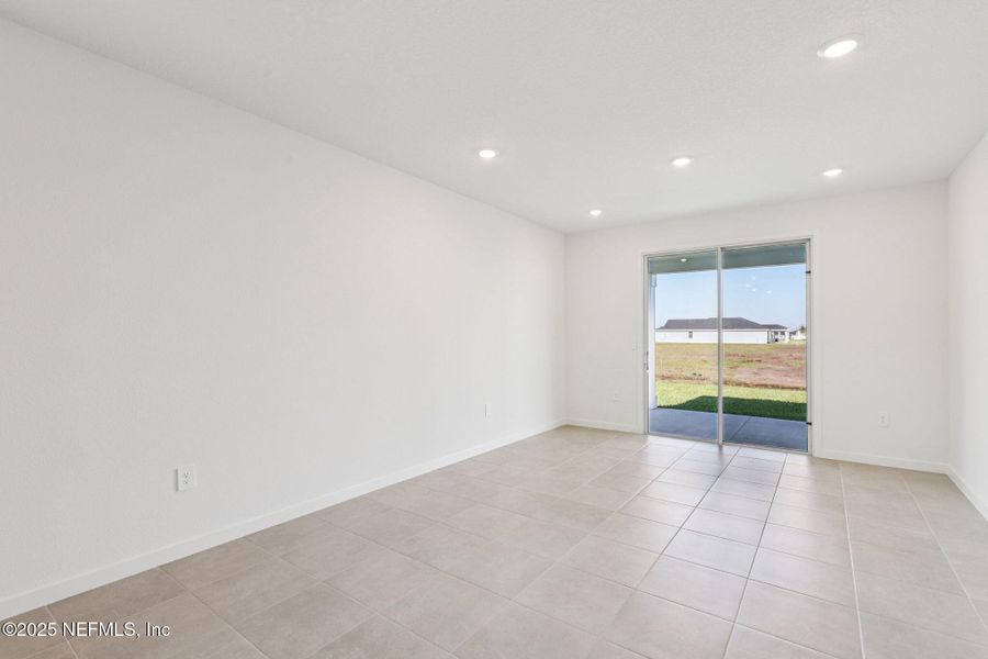 Spacious, unfurnished interior of a new home in Lakes at Bella Lago - Signature Series, Green Cove Springs (Image 27). Spacious, unfurnished interior of a new home in Lakes at Bella Lago - Signature Series, Green Cove Springs (Image 27).