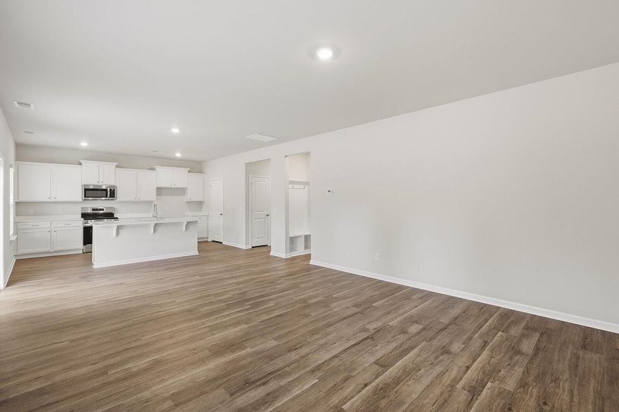 Spacious, unfurnished interior of a new home in , Yemassee (Image 18). Spacious, unfurnished interior of a new home in , Yemassee (Image 18).