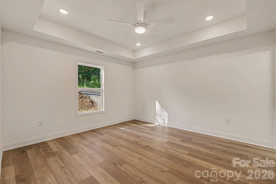 Spacious, unfurnished interior of a new home in , Blacksburg (Image 13).