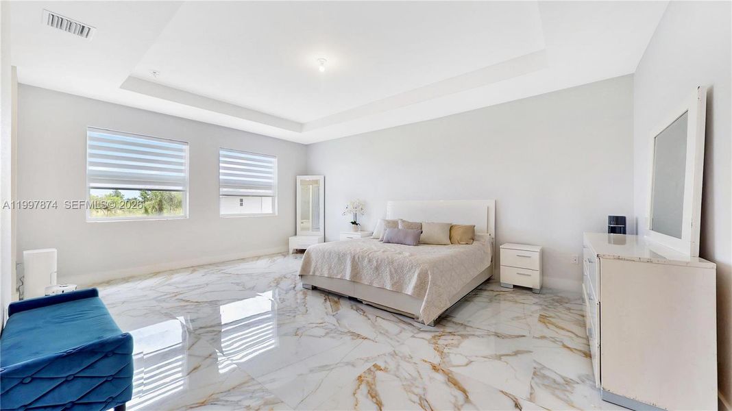 Furnished interior view inside a new home in , Homestead (Image 37).