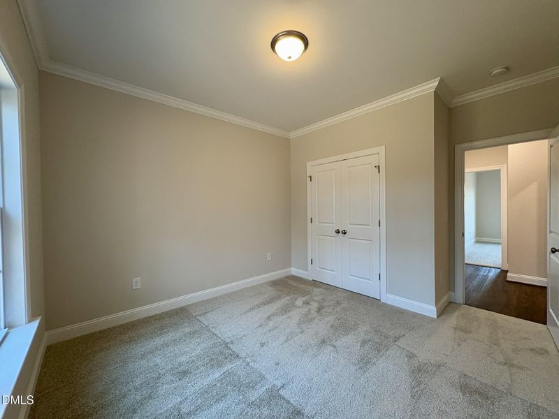 5b305809-b1f9-44ba-a7b5-bd0e4d30f121