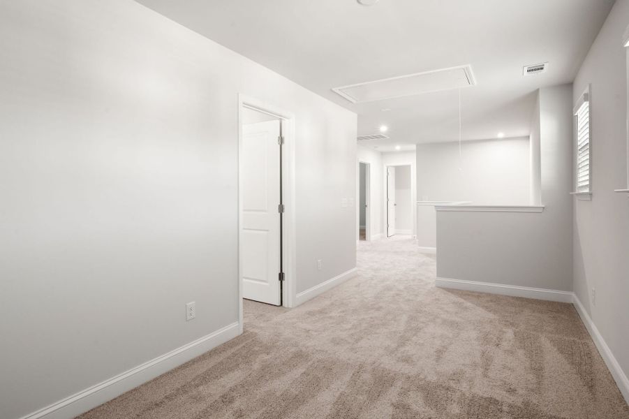 Spacious, unfurnished interior of a new home in Waterways, Richmond Hill (Image 37). Spacious, unfurnished interior of a new home in Waterways, Richmond Hill (Image 37).