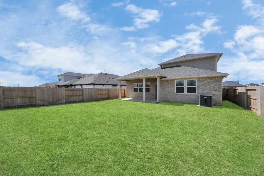 Image 11 of a home in Sunterra: Landmark Collection.