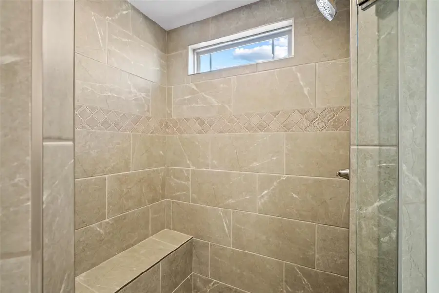 Representative interior finishes for a home built from the Caterina Elite by Enchanted Homes in Smokey Hills, Campobello (Image 21).