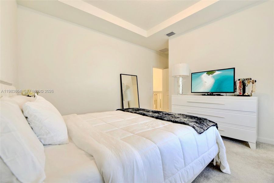 Furnished interior view inside a new home in , Coral Springs (Image 15).