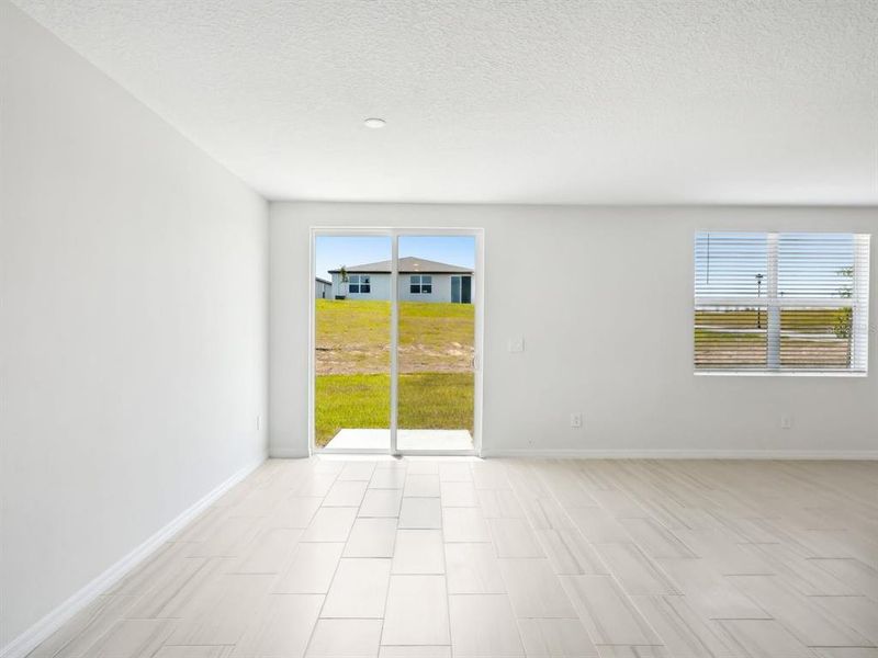 Spacious, unfurnished interior of a new home in Benton Hills - Classic Series, Brooksville (Image 38).