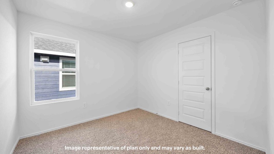Spacious, unfurnished interior of a new home in Terra Vista, Lubbock (Image 18).