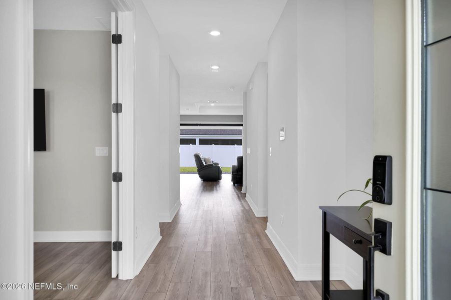Spacious, unfurnished interior of a new home in Double Branch, Middleburg (Image 27). Spacious, unfurnished interior of a new home in Double Branch, Middleburg (Image 27).