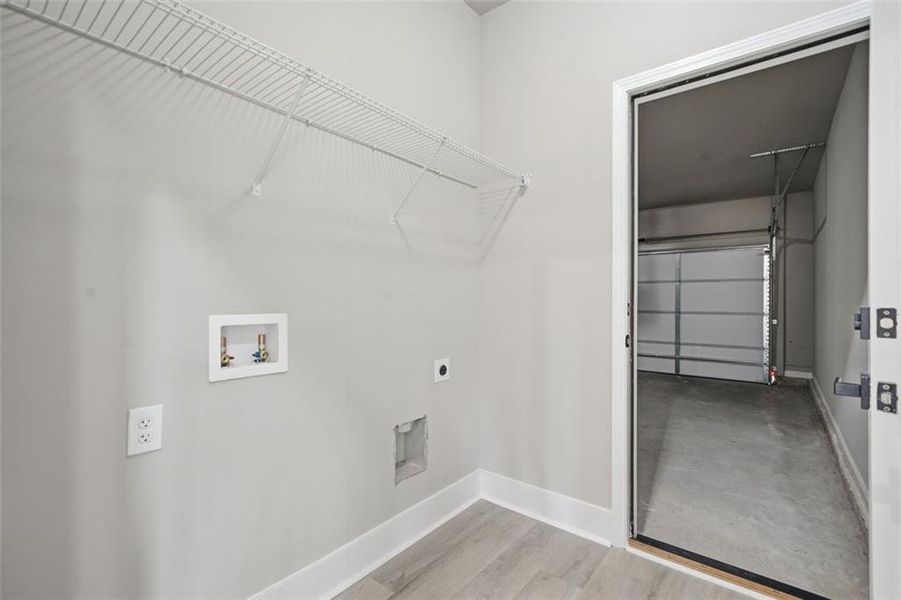 Spacious, unfurnished interior of a new home in , Conyers (Image 28).