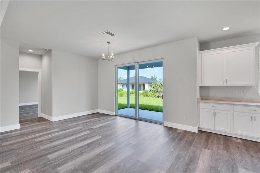 Spacious, unfurnished interior of a new home in , Port Charlotte (Image 28).