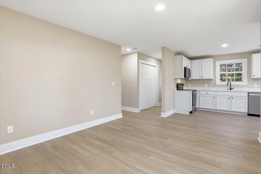 19-204 S Pender St-19