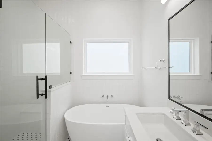 Furnished interior view inside a new home in , Houston (Image 15).