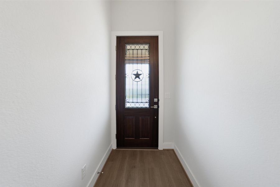 Spacious, unfurnished interior of a new home in Santa Rita Ranch, Liberty Hill (Image 22).