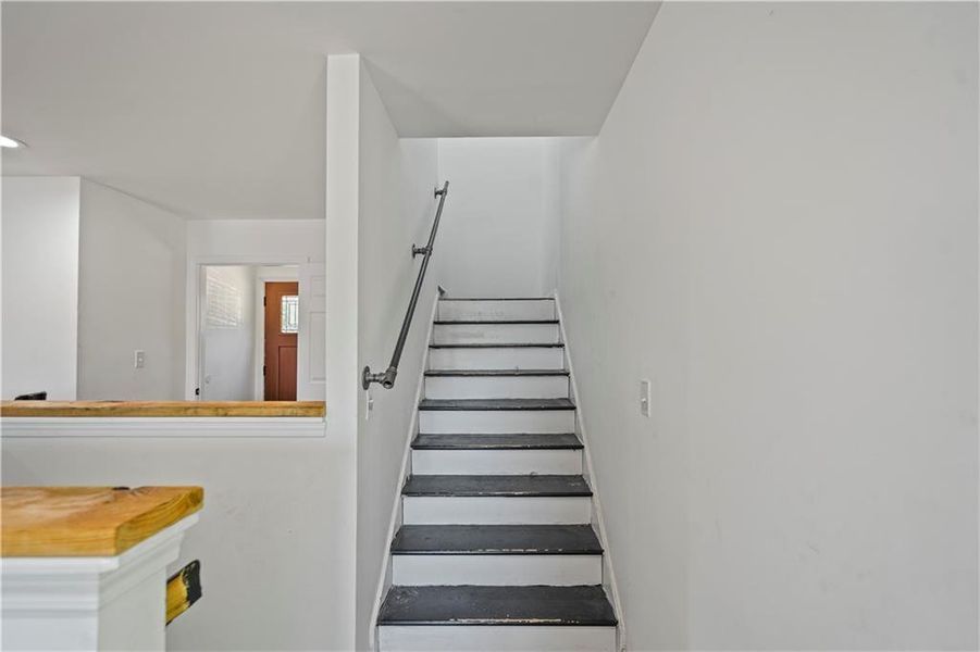 Spacious, unfurnished interior of a new home in , Jackson (Image 18).