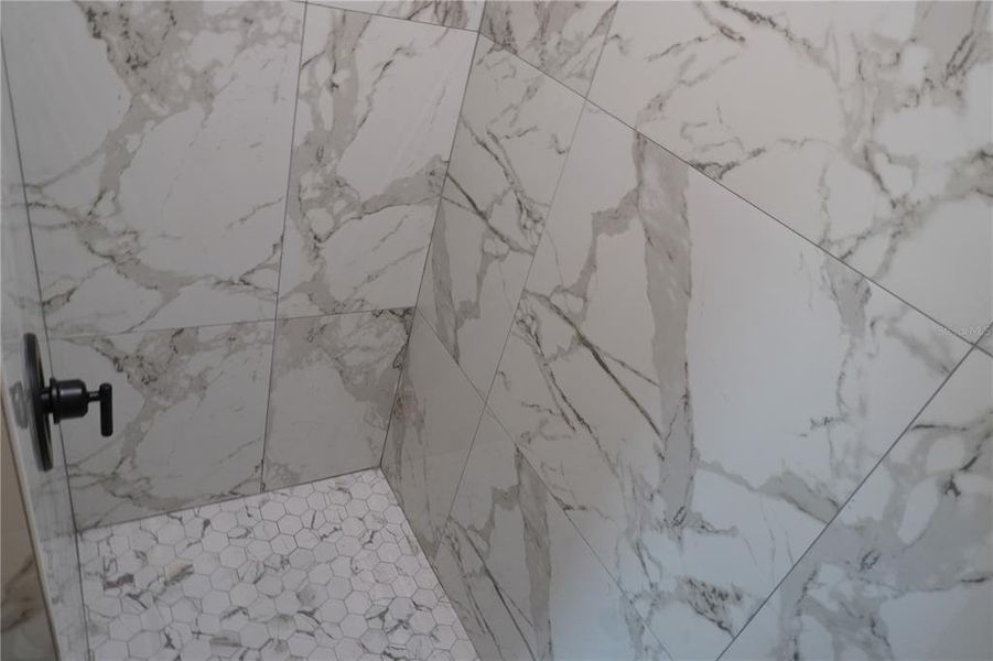 Close-up of interior finishes inside a home in , North Port (Image 22). Close-up of interior finishes inside a home in , North Port (Image 22).