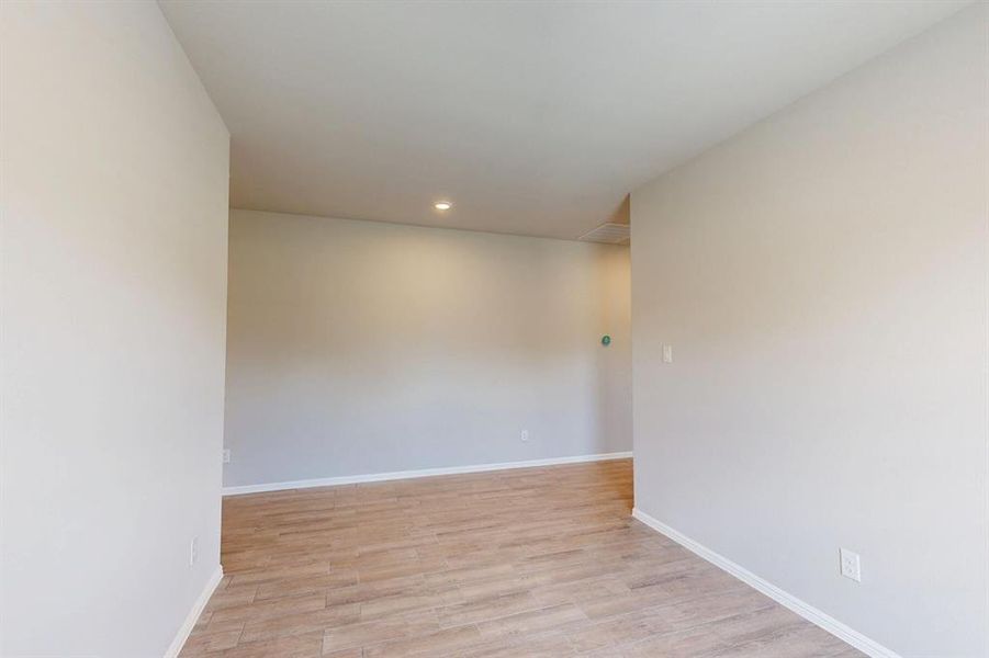 Spacious, unfurnished interior of a new home in Kings Way, Denton (Image 23). Spacious, unfurnished interior of a new home in Kings Way, Denton (Image 23).