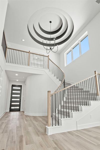 Representative image. Features, selections and colors may vary.