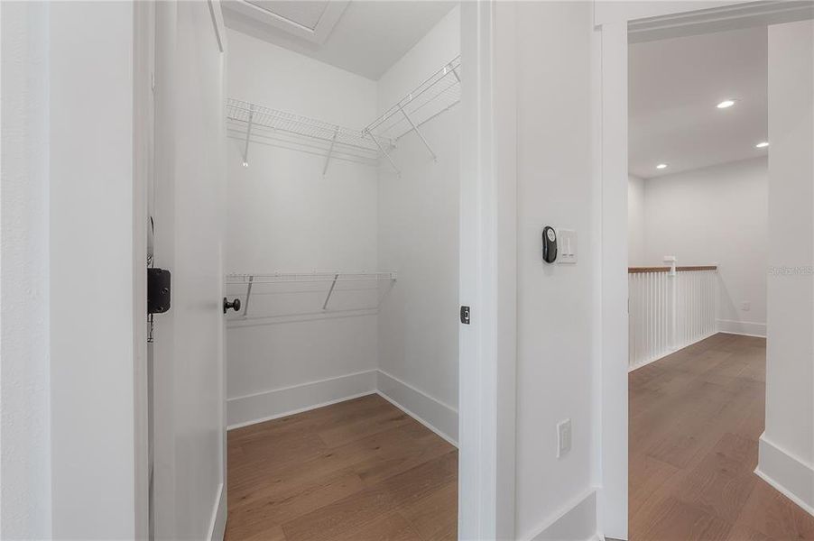 Spacious, unfurnished interior of a new home in , Tampa (Image 60). Spacious, unfurnished interior of a new home in , Tampa (Image 60).